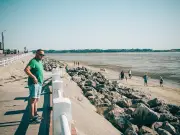 Inflation : les Français réduisent leurs vacances d'été et leurs dépenses