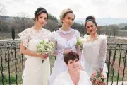 Katia Hugues de Saint-Zacharie : de la couture aux robes de mariée, une passion qui se transmet