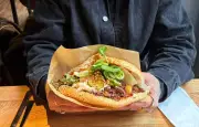 La Dönerflation : comment la flambée des prix du kebab symbolise la crise allemande