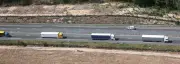 La flambée du gazole étrangle les transporteurs frontaliers français face à l'Espagne