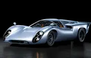 La Lola T70 renaît en version route : un mythe du sport auto revient sur les routes