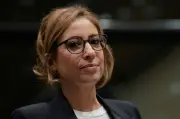 Léa Salamé exprime ses regrets sur son interview controversée avec Sergueï Lavrov