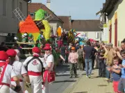 Lanouaille célèbre un Corso fleuri triomphal après des années d'intempéries