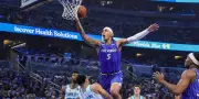 Le Magic d'Orlando se qualifie pour les playoffs NBA après une victoire écrasante face aux Hornets