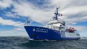 Le navire Plastic Odyssey de retour en France pour partager ses découvertes sur la pollution plastique