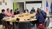 Le sénateur Burgoa rencontre les nouveaux élus de Lédenon