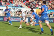 Le SU Agen s'impose à Aurillac avec le bonus offensif et garde espoir pour le top 6
