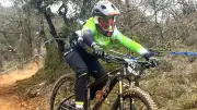 Le Vélo Club Mont Aigoual Pays Viganais brille à la descente VTT DH Kids 2026 à Millau