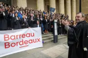 Les avocats de Bordeaux en grève totale contre la réforme pénale de Darmanin