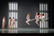 Les Ballets de Monte-Carlo renouent avec les « Miniatures » : un bouquet chorégraphique réjouissant