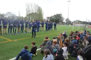 Les Bleus du rugby à 7 partagent l'olympisme avec des écoliers à Capbreton