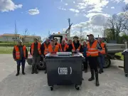 Les chasseurs de Grézac mobilisés pour une nature propre lors d'une opération de ramassage