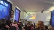 Les dangers des écrans explorés dans un documentaire à Cazedarnes
