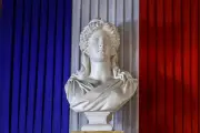 Les Français attachés mais désenchantés : la République face à ses paradoxes
