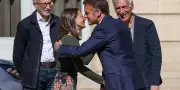 Les images de Cécile Kohler et Jacques Paris reçues à l'Élysée