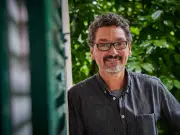 Les meilleures ventes de livres : Vargas en tête, Foenkinos en seconde position