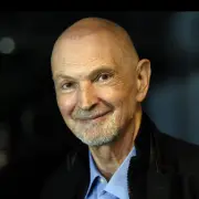 L'IA, ces 'machines maternelles' qui transforment notre intimité et nos émotions