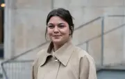 Louane célèbre son enterrement de vie de jeune fille au Maroc avant son mariage