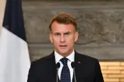 Macron écarte tout risque de pénurie de carburant malgré le blocage d'Ormuz