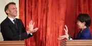 Macron exécute un Kamehameha avec la Première ministre japonaise lors d'une visite officielle