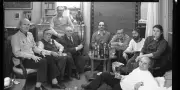 Marcel Benabou explore les frontières de la poésie dans 'Aux franges du silence'