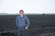 Matthieu Vandame reprend la ferme familiale et mise sur l'asperge des Landes