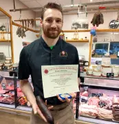 Médaille d'or du meilleur boudin pour Thomas Pichs à Arthez-de-Béarn