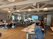 Mios structure sa mandature avec huit commissions et vend des parcelles sans maître