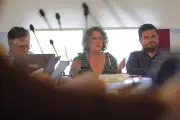 Parentis-en-Born : fiscalité stable, subventions et débat sur les ombrières