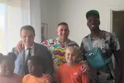Paul Pogba visite des enfants malades à la Maison d'Adrien avant le match d'AS Monaco