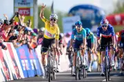 Pogacar double la mise sur le Tour de Romandie, Godon battu au sprint