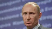 Poutine prêt à dialoguer avec Macron, négociations à Miami
