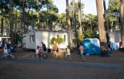 Prix des carburants : les Français optent pour des vacances plus courtes et les campings en profitent