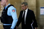 Procès libyen : Sarkozy se défend en chargeant ses anciens lieutenants