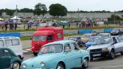 Randonnée de printemps du Club des amateurs d'anciennes Renault dans l'Hérault
