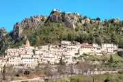 Randonnée Menton-Sainte-Agnès : un parcours entre mer et montagne