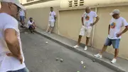 Record de participants et bénédiction des boules carrées à Sète