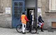 Regroupement familial : une baisse inédite des titres de séjour en 2023