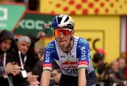 Remco Evenepoel surprend en participant au Tour des Flandres face aux favoris