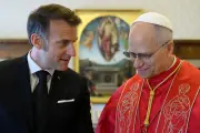 Rencontre historique entre Macron et le pape Léon XIV au Vatican : une heure d'échanges sur le Moyen-Orient