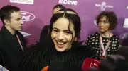 Rosalía en couple avec une mannequin lyonnaise ? Images à Rio