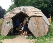 Ruche-dôme pédagogique à Dompierre-sur-Mer : un projet citoyen pour la biodiversité