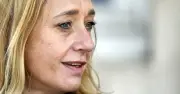 Révolte chez Grasset : 180 auteurs quittent la maison d'édition après le limogeage de son PDG