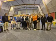 Sablons célèbre la renaissance du « pinier », une tradition municipale conviviale