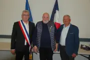 Saint-Laurent-des-Vignes honore son ancien maire Jean-Claude Portolan pour 30 ans de service