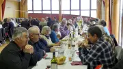 Saint-Paul-le-Froid : Un repas convivial réunit les habitants autour de la nouvelle équipe municipale