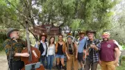 Soirée western sous les étoiles à Villa Jeux : ambiance Far West et musique swing