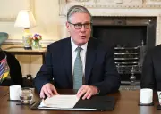 Starmer présente ses excuses pour la nomination controversée de Mandelson comme ambassadeur aux États-Unis