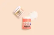 Stick solaire Aroma-Zone : protection SPF 50 à 7,95 €