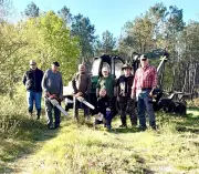 Tempêtes Nils et Pedro : la DFCI de Sanguinet dégage les chemins forestiers